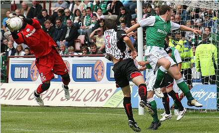 DAFC v Hibs DAFC v Hibs