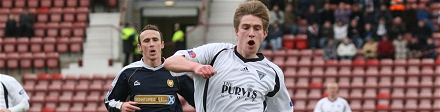 Iain Williamson v Dundee Iain Williamson v Dundee