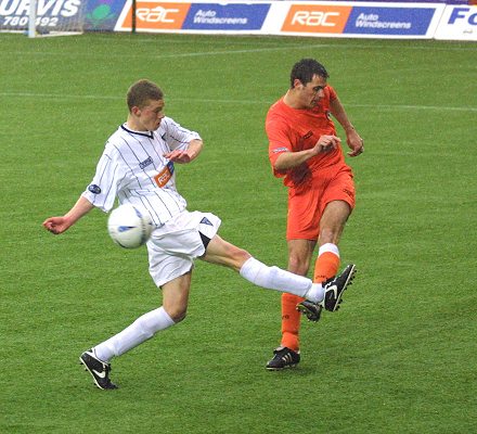 Pat Clarke v Dundee United 17/04/04 Pat Clarke v Dundee United 17/04/04