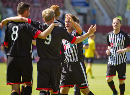 RYAN FERGUSON  SCORES v FALKIRK