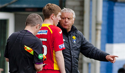 Jim Jefferies instructs 16 year old Lewis Martin Jim Jefferies instructs 16 year old Lewis Martin