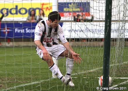 Liam Buchanan scores for Dunfermline v Morton Liam Buchanan scores for Dunfermline v Morton
