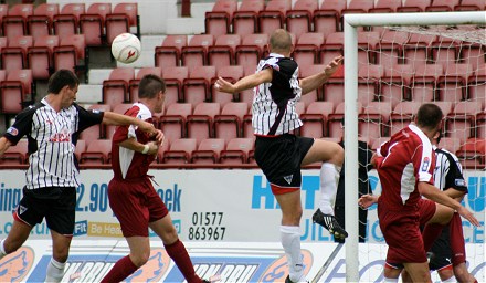 Steven Bell scores v Arbroath Steven Bell scores v Arbroath