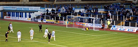 Morton v Dunfermline - Stephen Glass Penalty Morton v Dunfermline - Stephen Glass Penalty