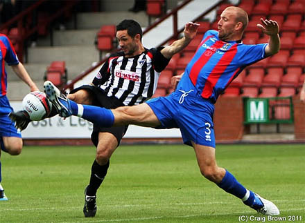 Gary Mason v Invernes Caley Thistle Gary Mason v Invernes Caley Thistle
