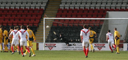 Airdrie United score from a Darren Smith free kick Airdrie United score from a Darren Smith free kick