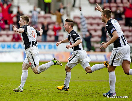 Dunfermlin?e Athletic v Forfar Athletic Irn Bru First Division Play Off East End Park 11 May 2013Alan Smith runs to Jim jefferies to celebrate his goal (c) Craig Brown Dunfermlin?e Athletic v Forfar Athletic Irn Bru First Division Play Off East End Park 11 May 2013Alan Smith runs to Jim jefferies to celebrate his goal (c) Craig Brown
