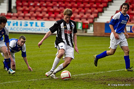 Ross Drummond nets Dunfermline`s third v Montrose Ross Drummond nets Dunfermline`s third v Montrose