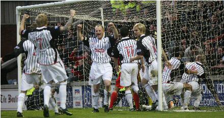 Graham Bayne scores v Raith Rovers Graham Bayne scores v Raith Rovers
