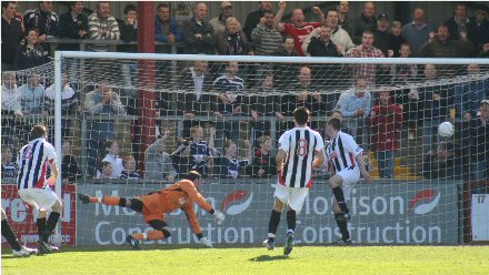 Ross County equalise 180409 Ross County equalise 180409