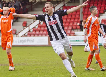 Dunfermlin?e Athletic v Forfar Athletic Irn Bru First Division Play Off East End Park 11 May 2013Stephe?n Husband celebrates alan smiths goal (c) Craig Brown Dunfermlin?e Athletic v Forfar Athletic Irn Bru First Division Play Off East End Park 11 May 2013Stephe?n Husband celebrates alan smiths goal (c) Craig Brown