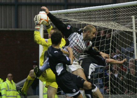 Raith v Dunfermline Raith v Dunfermline