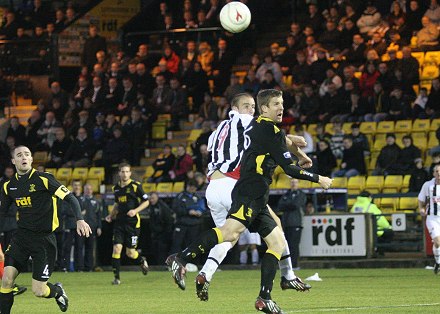 Graham Bayne heads to Pars into the lead Graham Bayne heads to Pars into the lead
