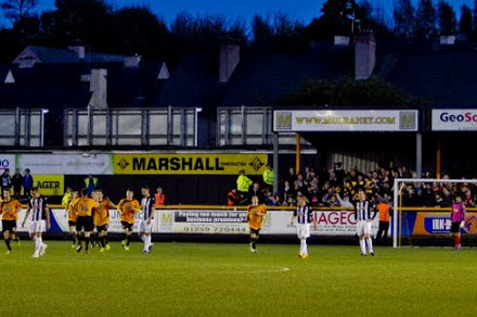 Alloa celebrate a third v DAFC Alloa celebrate a third v DAFC