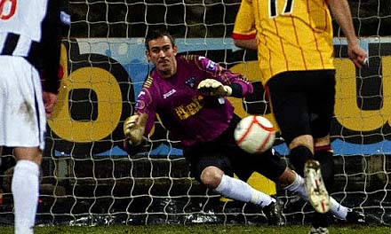 Paul Gallacher saves Ross Forbes penalty Paul Gallacher saves Ross Forbes penalty