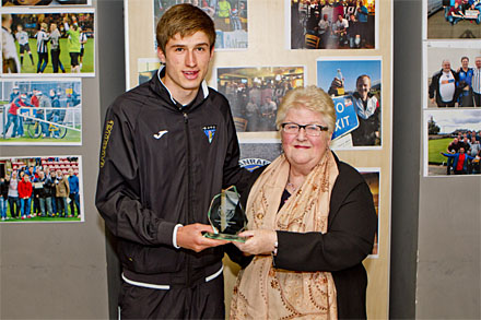 ELIZ PLAYER OF THE YEAR 1 ELIZ PLAYER OF THE YEAR 1