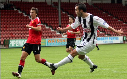 Nick Phinn v Manchester United Nick Phinn v Manchester United