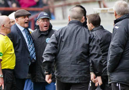 Dunfermlin?e Athletic v Forfar Athletic Irn Bru First Division Play Off East End Park 11 May 2013 Dick Campbell and Neil McCann clash (c) Craig Brown Dunfermlin?e Athletic v Forfar Athletic Irn Bru First Division Play Off East End Park 11 May 2013 Dick Campbell and Neil McCann clash (c) Craig Brown