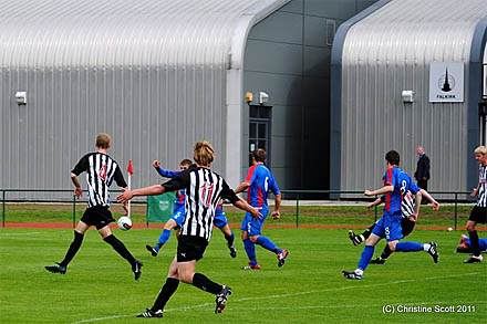 Allan Smith shoots Dunfermline ahead Allan Smith shoots Dunfermline ahead