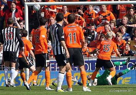 Paul Gallacher saves the Pars v Dundee United Paul Gallacher saves the Pars v Dundee United