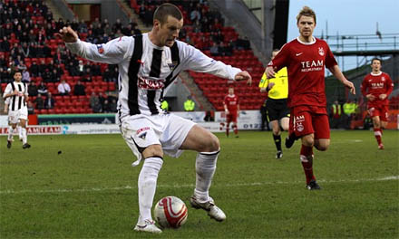 Andy Kirk v Aberdeen Andy Kirk v Aberdeen