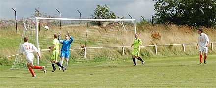 Steven Leslie scores v Harthill Steven Leslie scores v Harthill