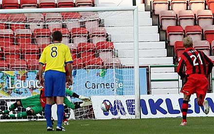 Dunfermline v St Mirren Dunfermline v St Mirren