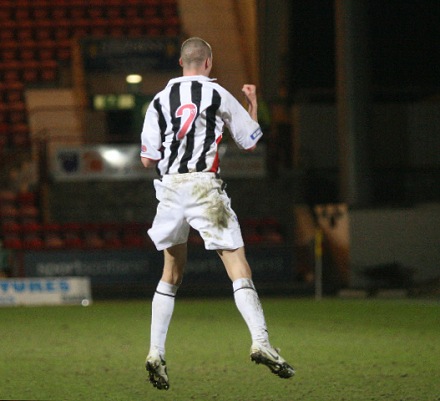 Calum Woods celebrates goal v Dundee Calum Woods celebrates goal v Dundee