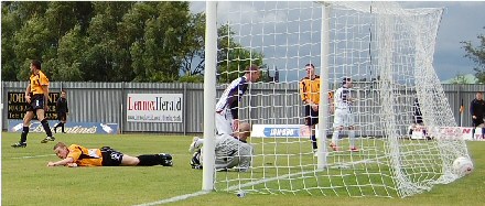 Andy Kirk nets number 4 Andy Kirk nets number 4