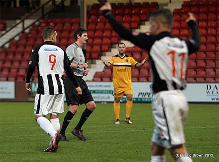 Dumbarton score Dunfermline's second