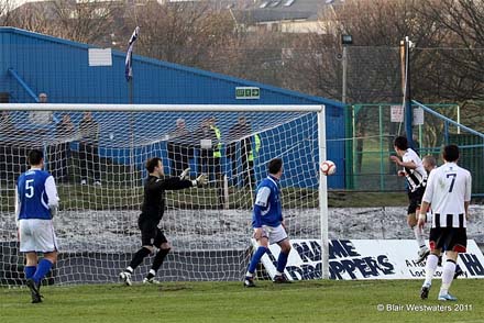 Liam Buchanan v Cowdenbeath Liam Buchanan v Cowdenbeath