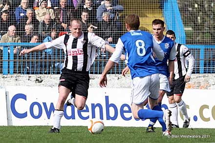 Alex Burke v Cowdenbeath Alex Burke v Cowdenbeath