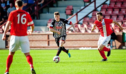 Alex Whittle sets up goal for Ryan Wallace Alex Whittle sets up goal for Ryan Wallace