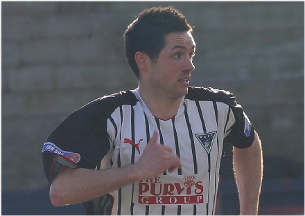Gary Mason v Raith Rovers Gary Mason v Raith Rovers