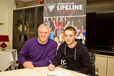 RYAN WALLACE SIGNS CONTRACT RYAN WALLACE SIGNS CONTRACT