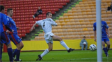 Darren Young Semi Final v ICT Pittodrie 20/04/04 Darren Young Semi Final v ICT Pittodrie 20/04/04