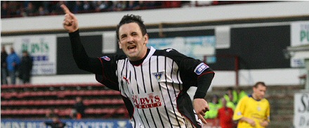 David Graham celebrates goal v Morton 24.10.09 David Graham celebrates goal v Morton 24.10.09