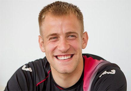 DANNY GRAINGER DANNY GRAINGER