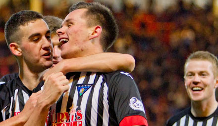 Lawrence Shankland celebrates goal on his Dunfermline debut Lawrence Shankland celebrates goal on his Dunfermline debut