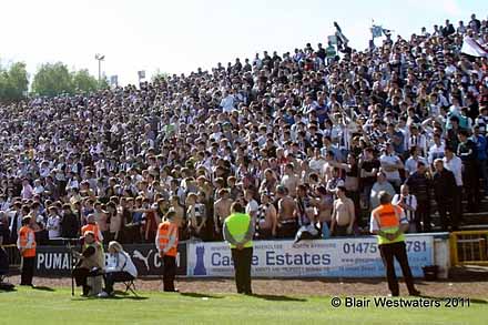 Fans at Cappielow Fans at Cappielow
