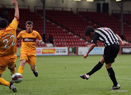 Joe Cardle nets Dunfermline`s second ~ 2-3 Joe Cardle nets Dunfermline`s second ~ 2-3