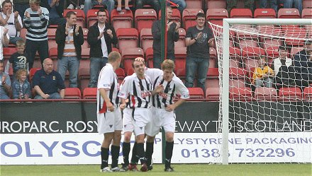 Nick Phinn scores Nick Phinn scores
