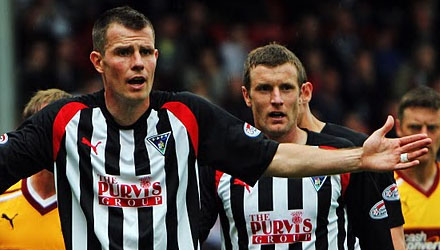 Andy Dowie v Motherwell Andy Dowie v Motherwell