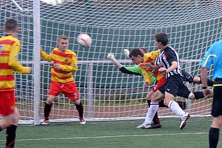 Scott Mercer`s corner goes straight in Scott Mercer`s corner goes straight in