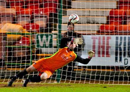 Ryan Goodfellow pulls off another save