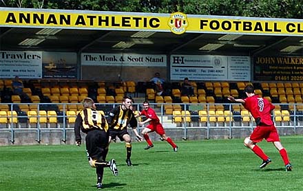 Dunfermline U19s at Galabank, Annan Dunfermline U19s at Galabank, Annan