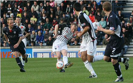 Raith v Dunfermline Raith v Dunfermline