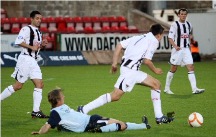 Paul Willis v Hearts Paul Willis v Hearts